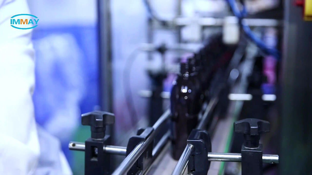 Automatische shampoo- en essentieproductielijn